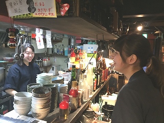 焼肉 ホルモン 黒船屋の焼肉屋 接客 ホール アルバイト パート 正社員求人情報